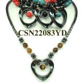 Assorted Semi precious Beads Hematite Heart Pendant Chain Choker Fashion Necklace